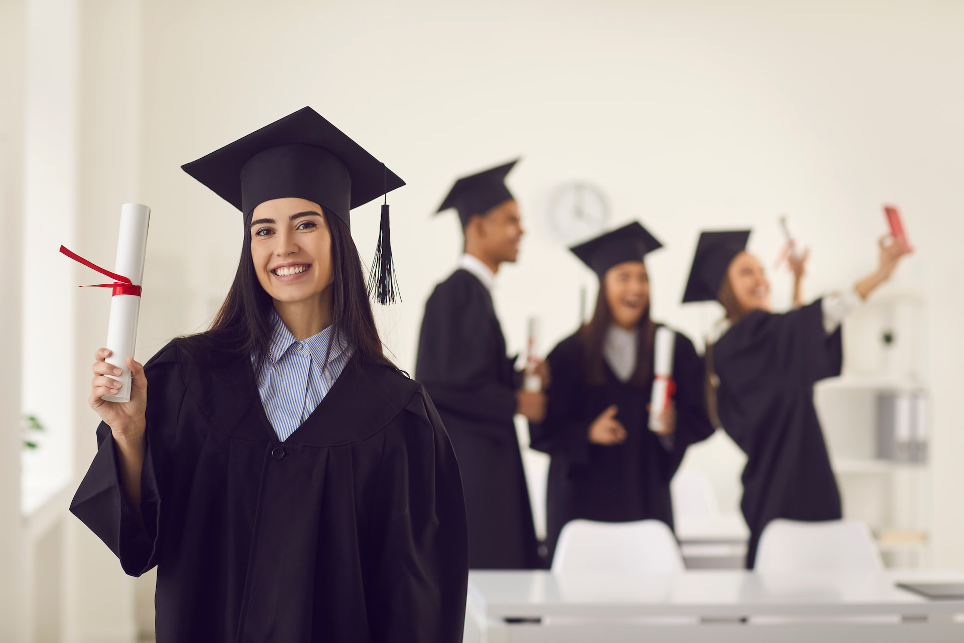 Do you want to know how to study for a Master’s degree in the UK with no IELTS, while saving money?