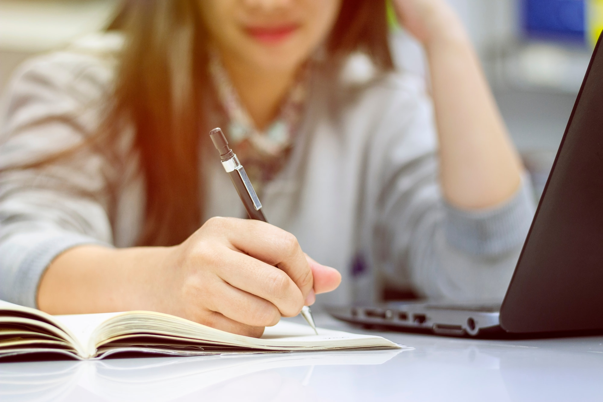 Academic Writing Task 2 - Advantage & Disadvantage Essays