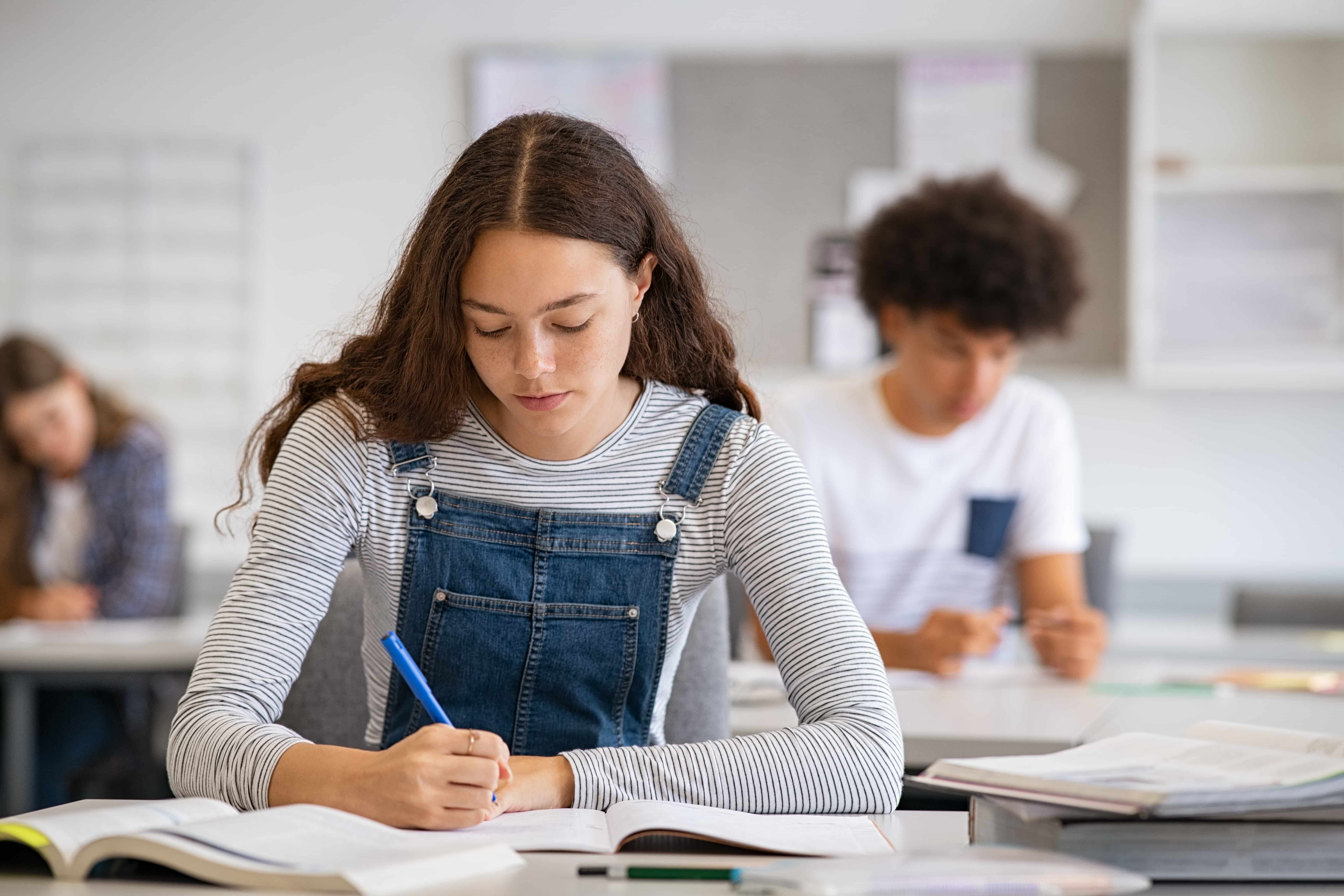 Academic Writing Task 2 - Advantage & Disadvantage Essays: Age and Population