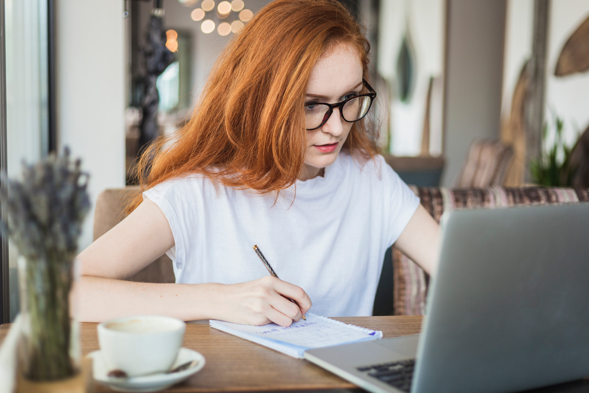 Academic Writing Task 2 - Agree & Disagree Essays: Arts vs Science