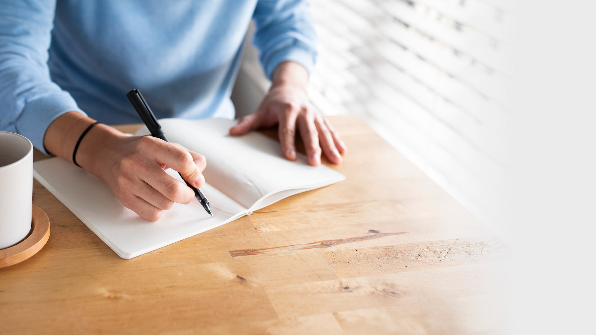 Academic Writing Task 2 - Advantage & Disadvantage Essays: Age & Population