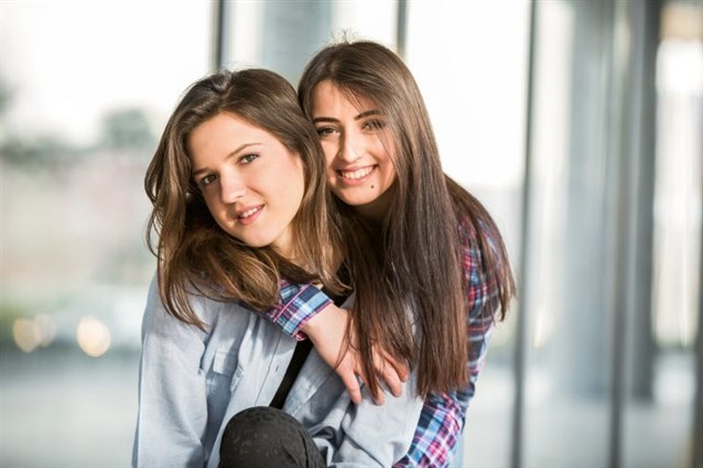 Recent Exam Question in IELTS Speaking Part 2 (Best Friend)